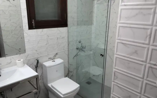 The Hoften Elite 32 Avenue, Sector 15, Gurugram