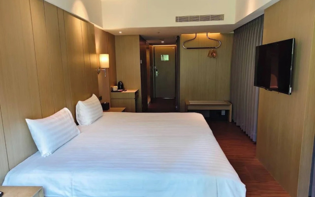 CHECK inn SELECT - Taipei NeiHu