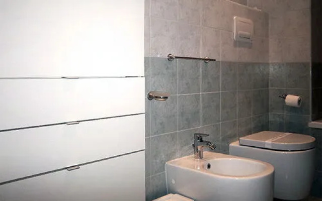 Botton DOro 2 Basiglio B&B