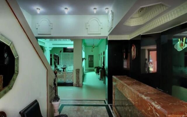 Hotel Navrang