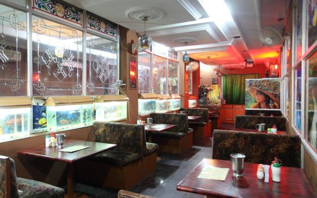 Trishul Hotel