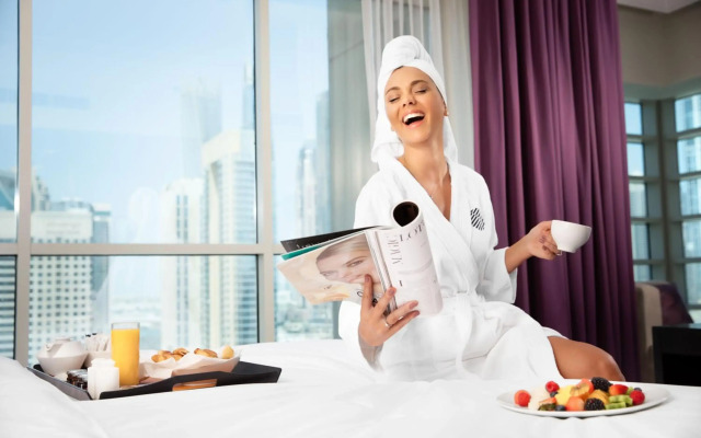 Pullman Dubai Jumeirah Lakes Towers - Hotel & Residence