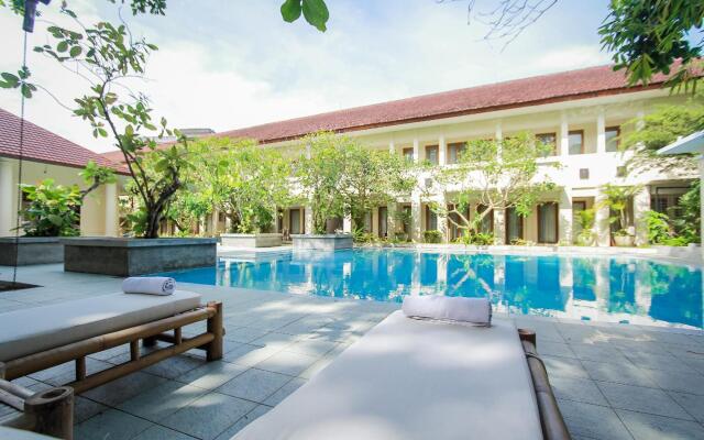 Billiton Hotel & Klub