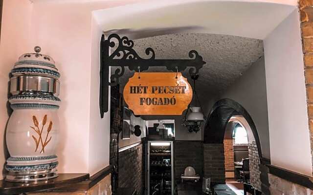 Hét Pecsét Fogadó Étterem