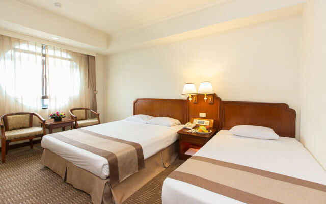 Marshal Hotel