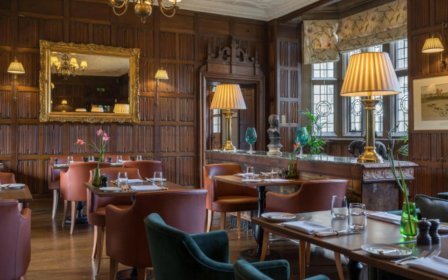 Rushton Hall Hotel & SPA