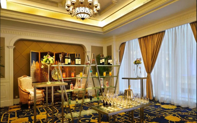 Chengdu Ren He Spring Hotel