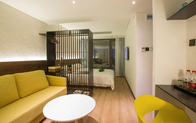 Hangzhou Backlighting Inn