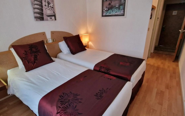 Kyriad Direct Arpajon