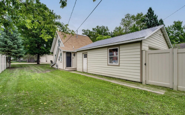 Stylish 'crosby Cottage' - 1 Mi to Serpent Lake!