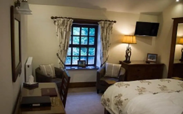 Green Grove Country House