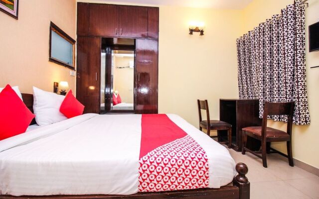 OYO Flagship 22531 C Scheme Ashok Nagar