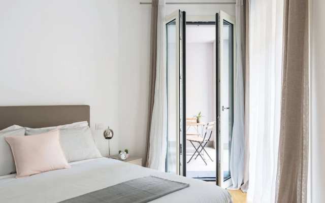 Altido Sunny 1-Bed Flat With/ Balcony