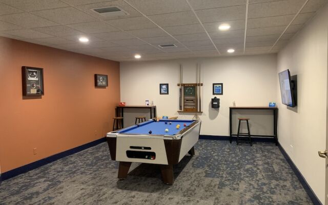 Longhollow Point Inn Studio 1105