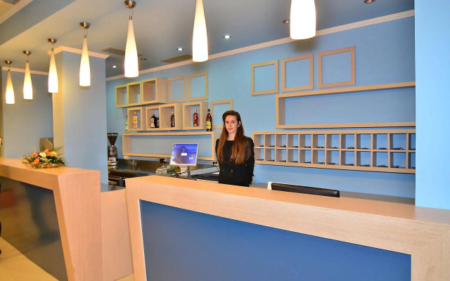Capital Tirana Hotel Bruci