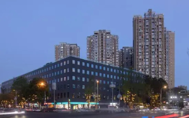 Chengdu Chengshe Hotel (Wenjiang University Town Southwest Caida Branch)
