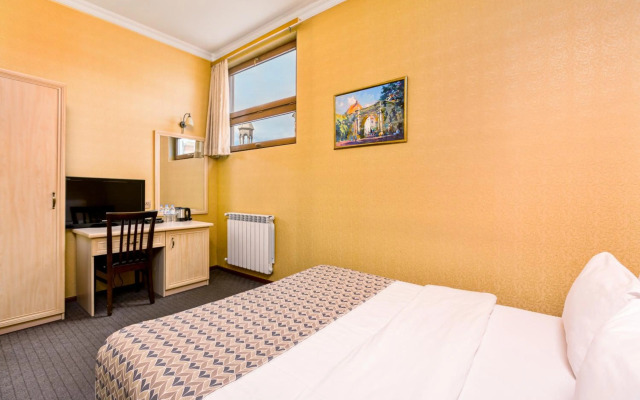 Hotel Sharden