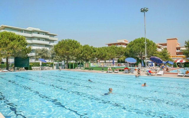 Nice Apartment in Bibione With 3 Bedrooms and Outdoor Swimming Pool