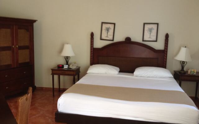 Lifestyle Kosher Cofresi Suites