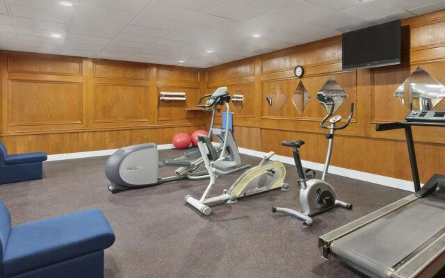 Days Inn - Prince George