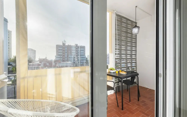 Olala Yolo Apartment