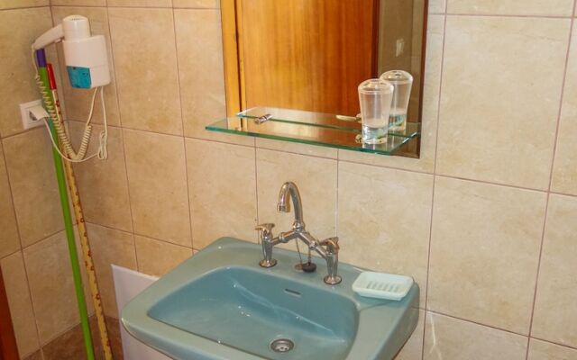 Eleni's Apartments & Studios