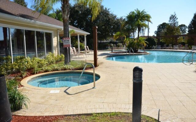 3 bedroom villa - accommodate 8 guests