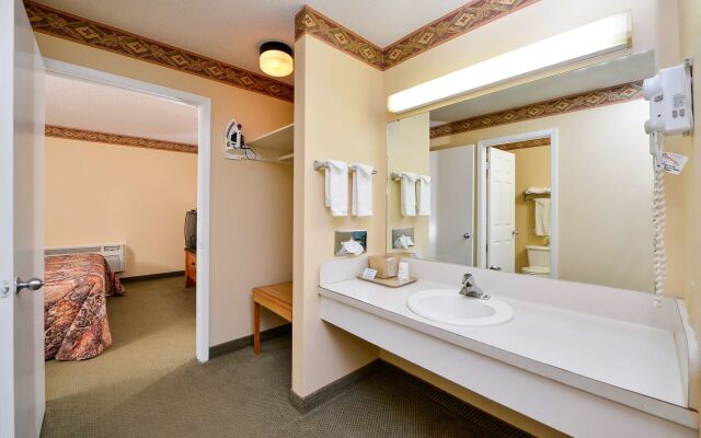 Aransas Bay Inn & Suites Corpus Christi by OYO