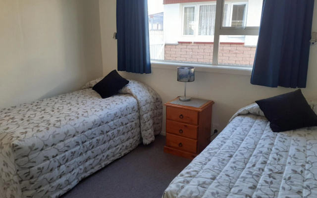 AAA Thames Court Motel – Guest Rooms – Oamaru
