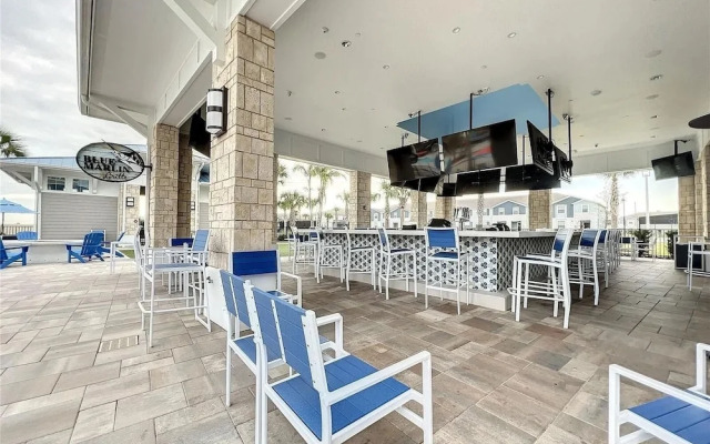 2127lc- Windsor Island 10 Bedroom Home by RedAwning