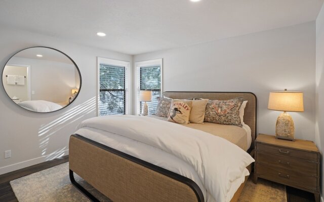 4 Mugho 3 Bedroom Home by RedAwning