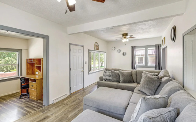 Quaint Family Retreat in Fairbury!