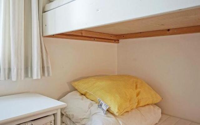 Two-Bedroom Holiday home in Svaneke 5