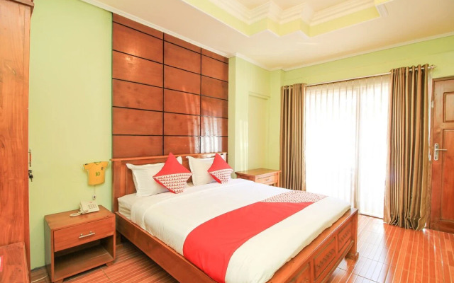 OYO 233 Hotel Global Inn