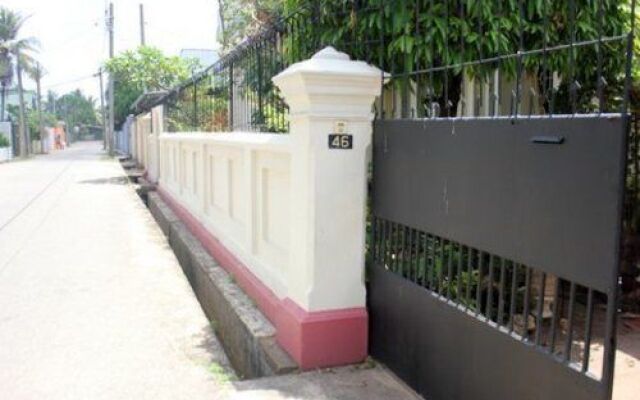 Charming Homestay by The Beach