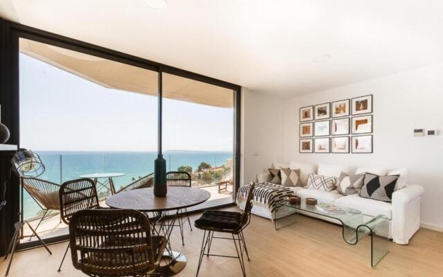 Modern stunning views sea front SEA WATER APARTMENT