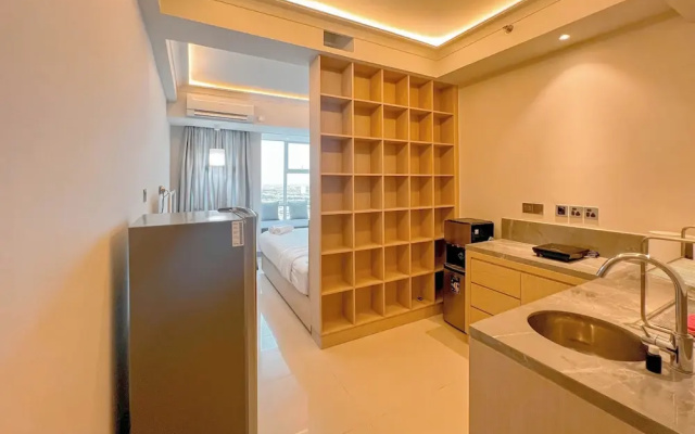 Simple And Relaxing Studio At Supermall Mansion Benson Apartment