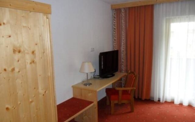 Hotel Troschana