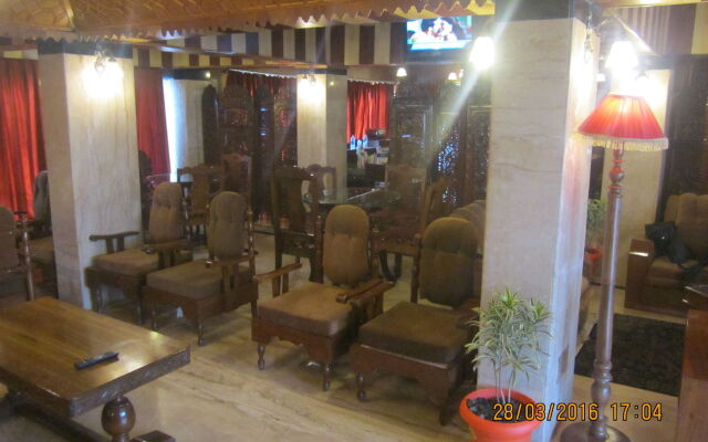 Hotel Akbar