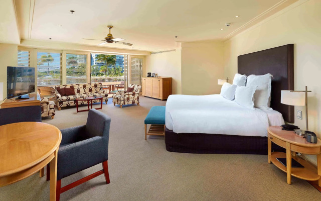 Pullman Reef Hotel Casino