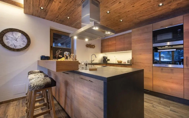 Splendid Chalet in Neukirchen near Wildkogel Ski Arena
