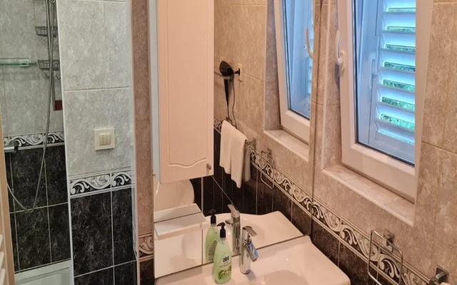 Holiday Home Mico With Swimming Pool