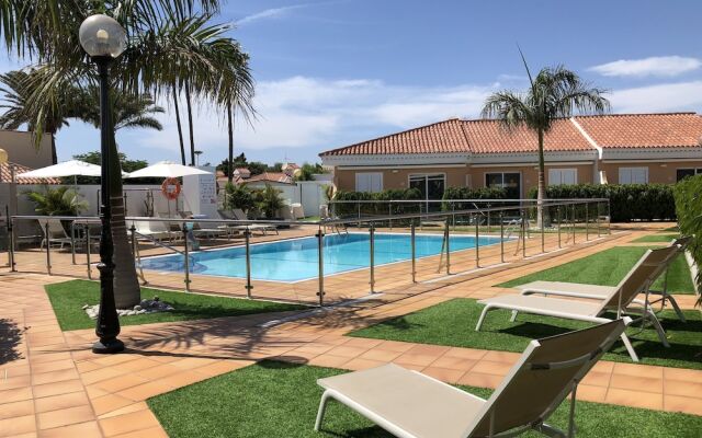 Los Leones Bungalows