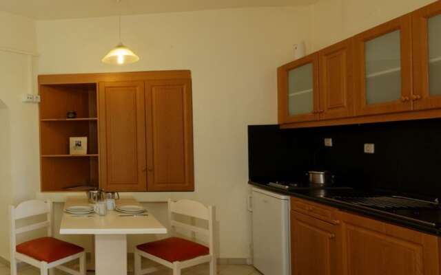 Alianthos Suites