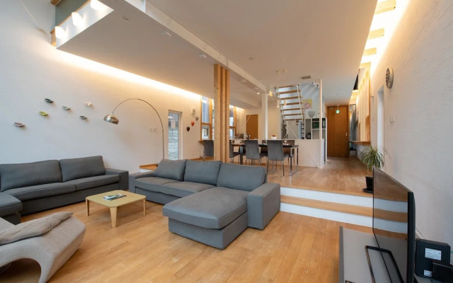 Sekka House