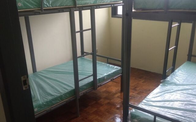 Mang Ben Dormitory - Pasay Branch - Hostel