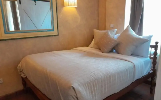 Woodmere Grand Hotel