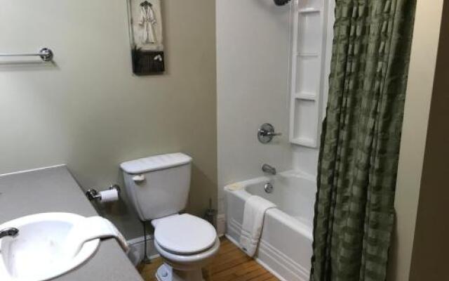 Leaside Executive Apartments