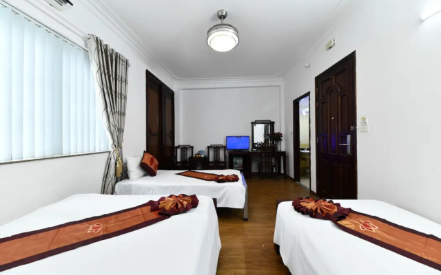 Phoenix Legend Hotel