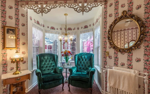 Apples Bed & Breakfast
